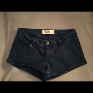 Hollister short-short